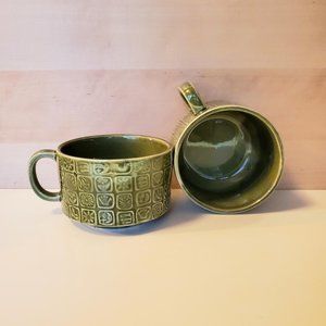 Set of 2 Vintage MCM 70s Stackable Large Crackle Glaze Ceramic Avocado Mugs